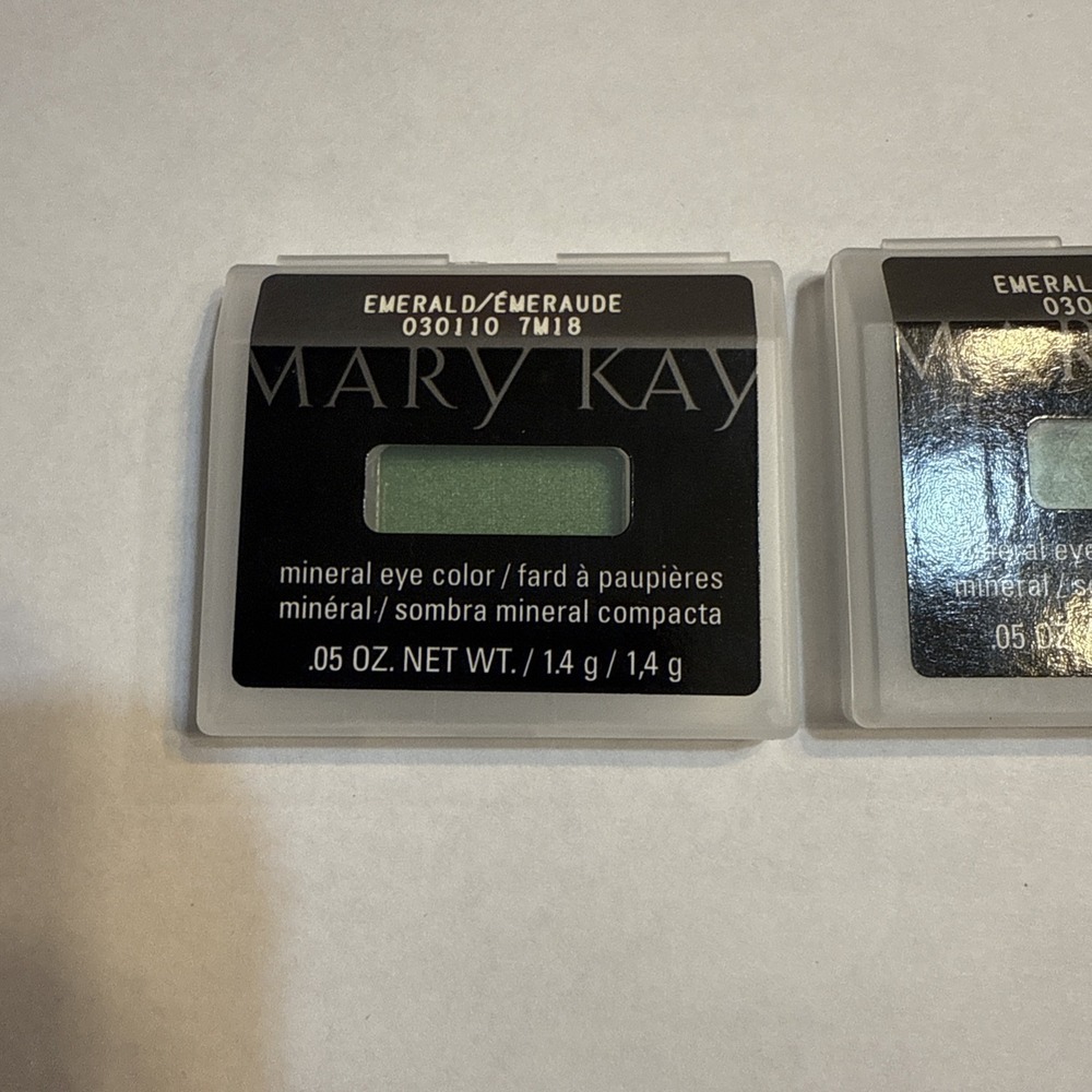 Lot of 2 Mary Kay Mineral Eye Color Emerald Green 030110 Discontinued NEW - Picture 2 of 6